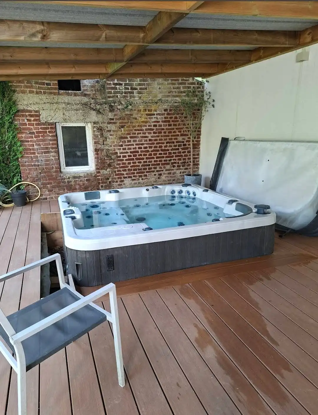 Jacuzzi